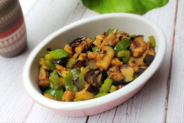 Delish Bell Pepper & Eggplant Sauté